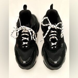 Women Triple S Trainer Black Clear Sole Size 39 US 8